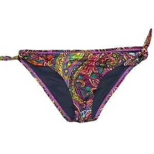 Last chance…Victoria’s Secret Bikini Bottom Swimsuit Swim Paisley S Small